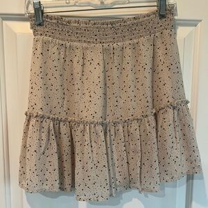 Altar’d State Floral Tan & Black Mini Skirt 💐🖤